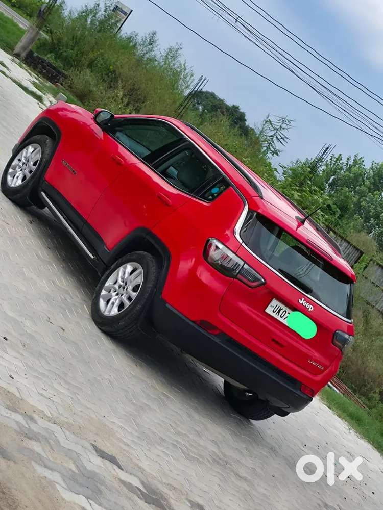 Jeep Compass 
1st Owner 
Insurance 12/02/2027 Tak
Dono Chabi