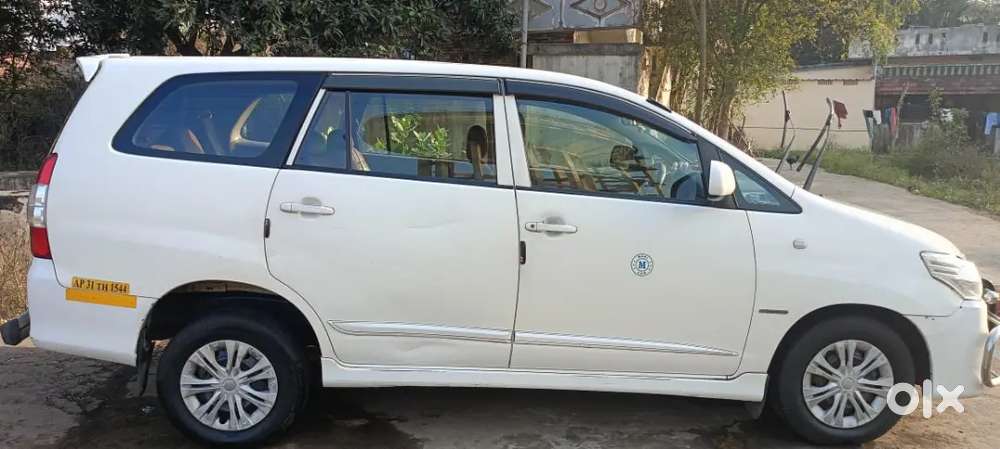 Toyota Innova 2016 Diesel Well Maintained