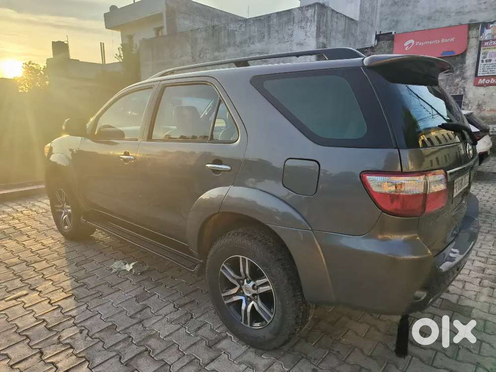 Toyota Fortuner 2009 Diesel 125000 Km Driven, 4*4 ,passed 2030