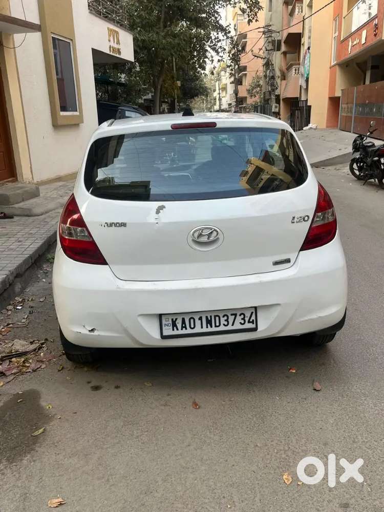 Hyundai I20 Sportz Petrol 2010
