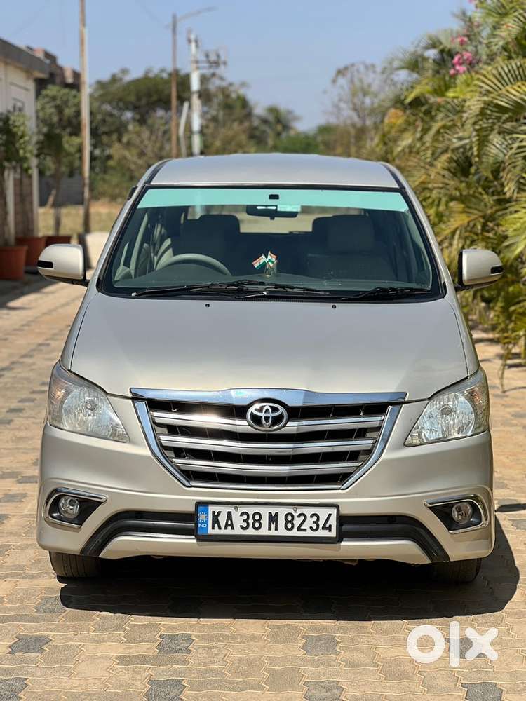 Toyota Innova Diesel 2012