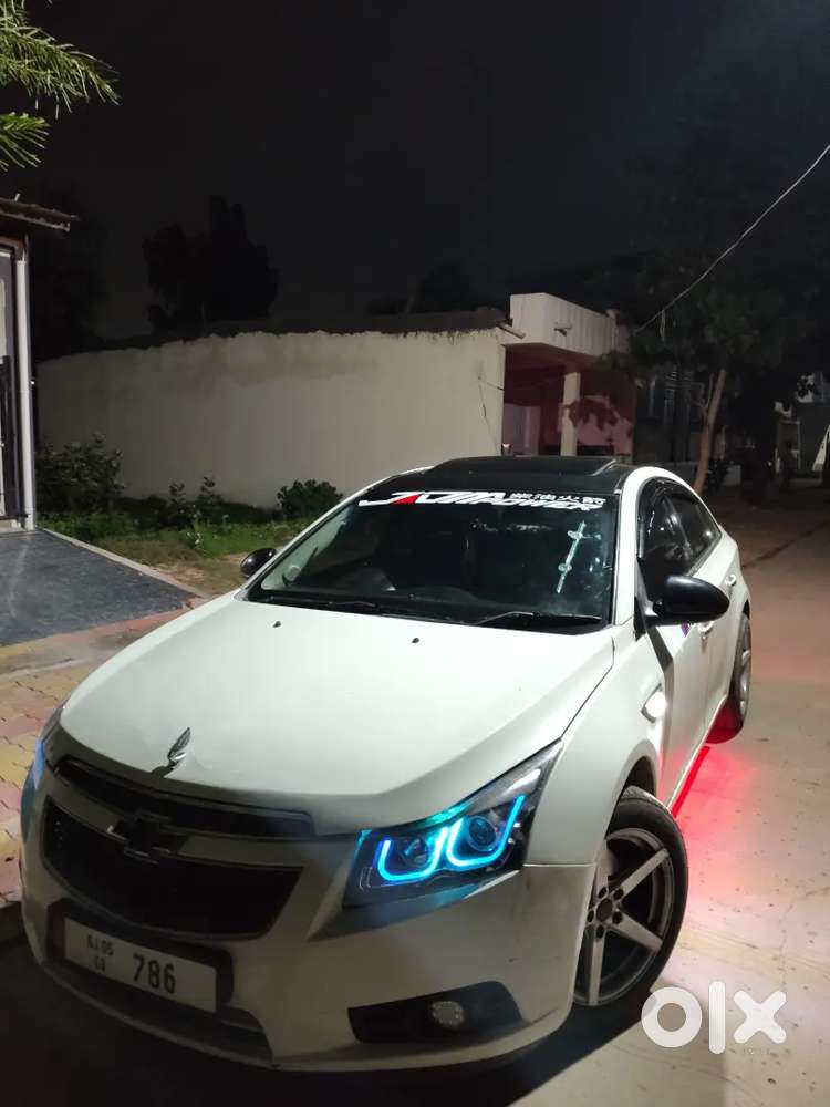 Chevrolet Cruze V Vip Number 786 (time Pass Vale Massage Kare Please)