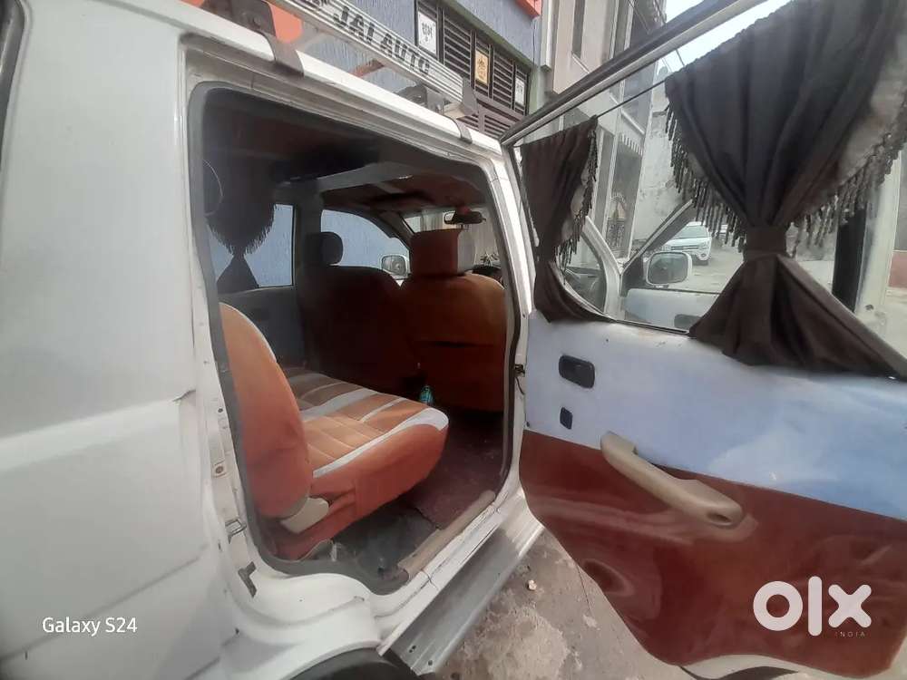 Chevrolet Tavera Neo 2013