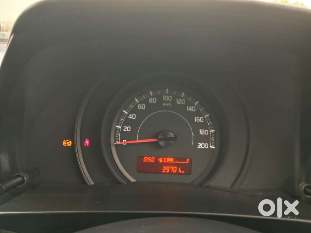 Maruti Suzuki Swift 1.2 Lxi (o), 2019, Petrol