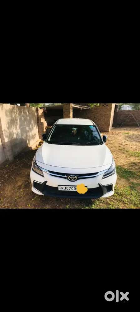 Toyota Glanza 2023 Petrol Well Maintained