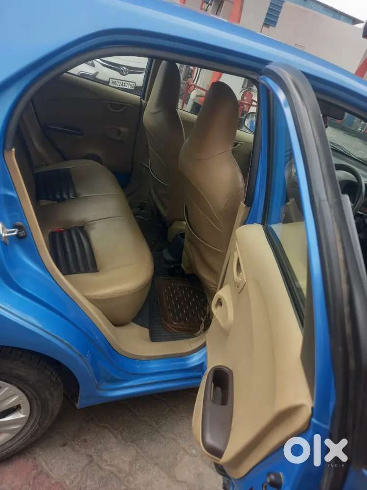 Honda Brio 2013 Petrol 70000 Km Driven