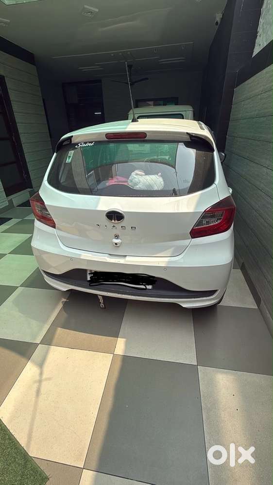 Tata Tiago Petrol Manual 2026