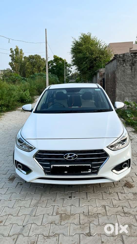 Hyundai Verna 2019 Petrol 32000 Km Driven