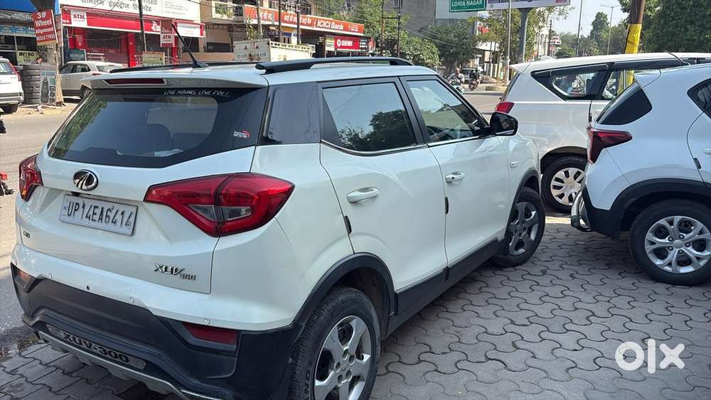Mahindra Xuv300 Diesel White 2019 Good Condition