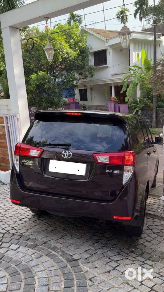 Toyota Innova Crysta 2017