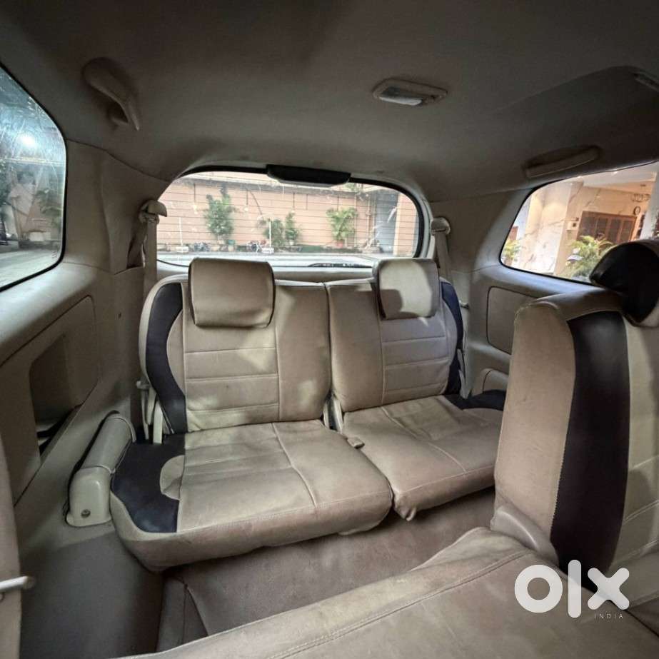 Toyota Innova 2.5 G (diesel) 8 Seater Bs Iv, 2008, Diesel