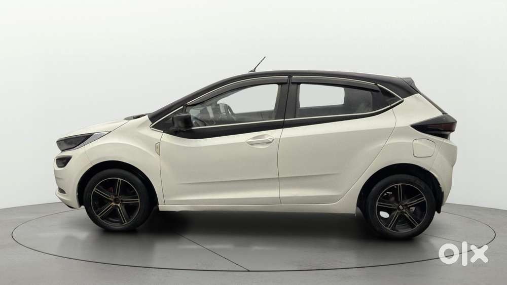 Tata Altroz 1.2 Xe, 2021, Petrol