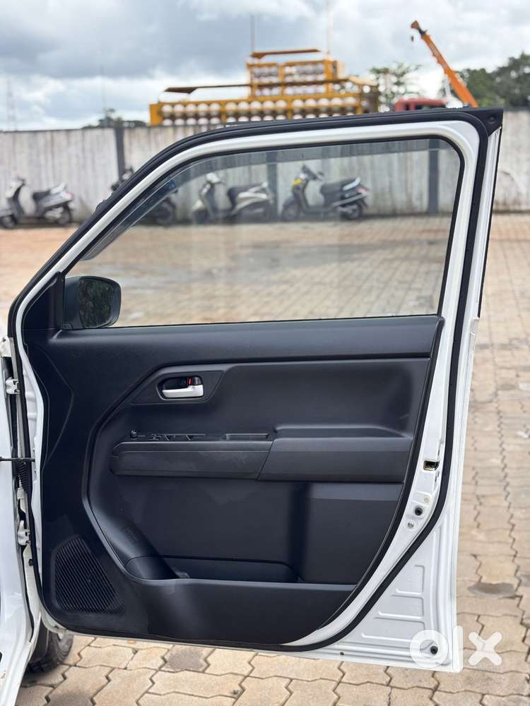 Maruti Suzuki Wagon R Vxi, 2020, Petrol