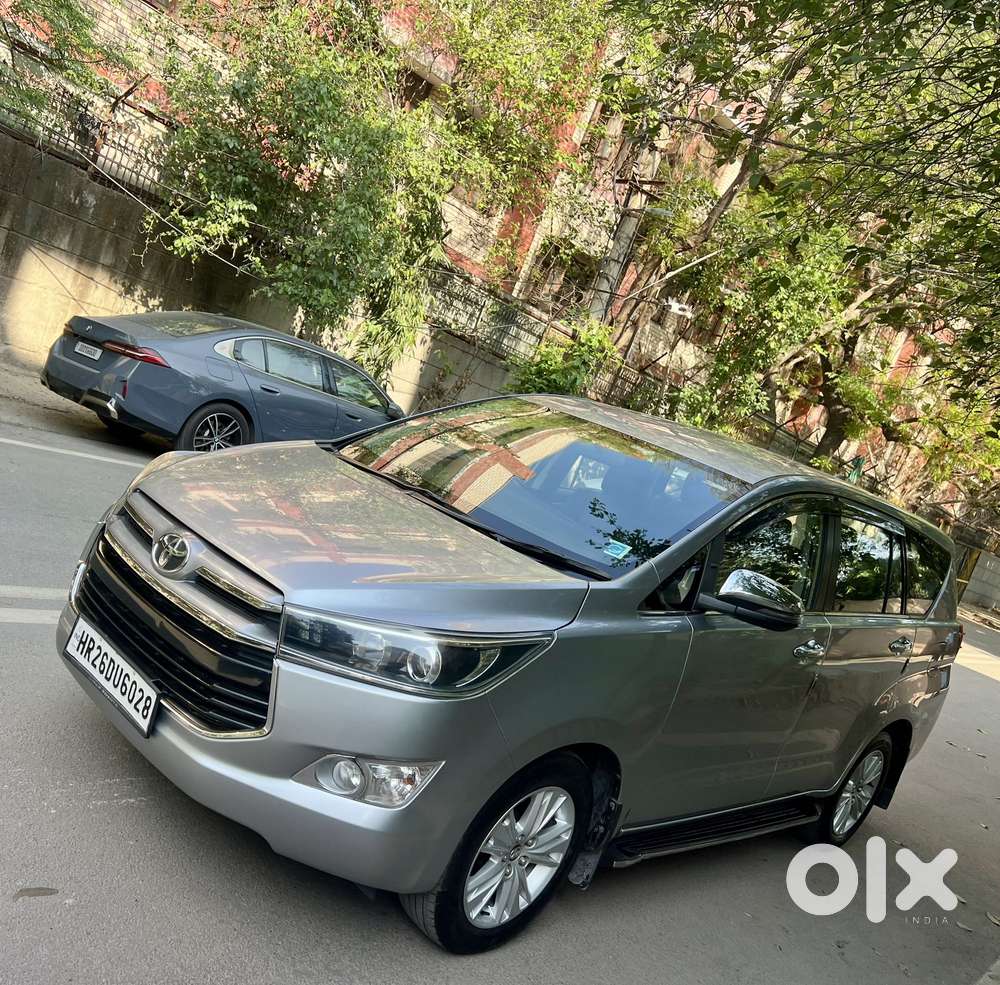 Toyota Innova Crysta