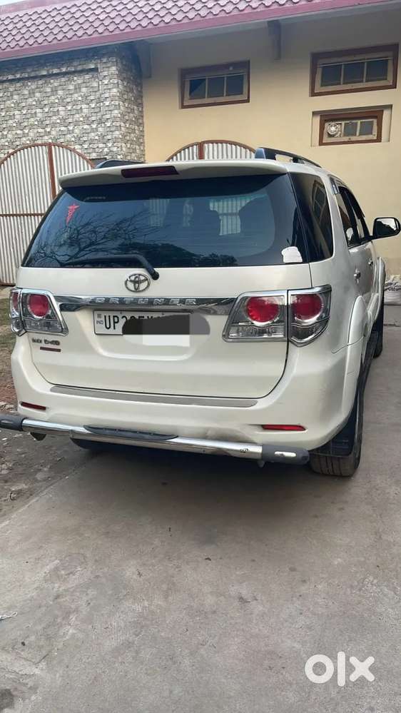 Toyota Fortuner 4x2 At, 2014, Diesel