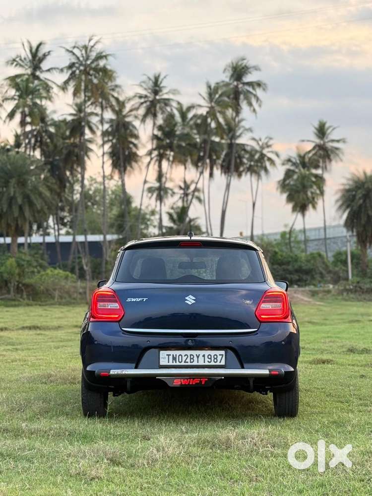 Maruti Suzuki Swift Vxi + Manual, 2023, Petrol