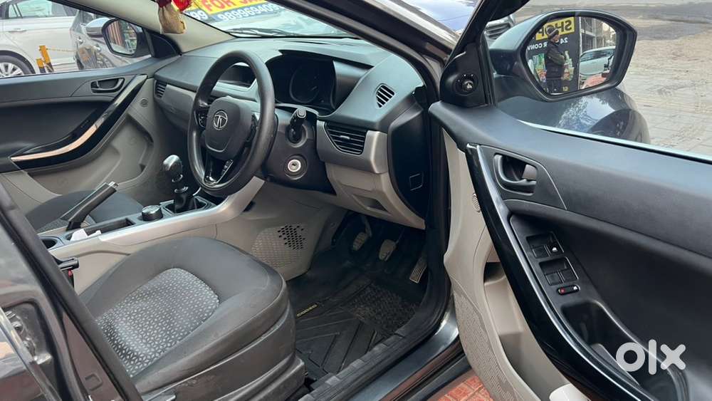 Tata Nexon 2019 Petrol 44800 Km Driven