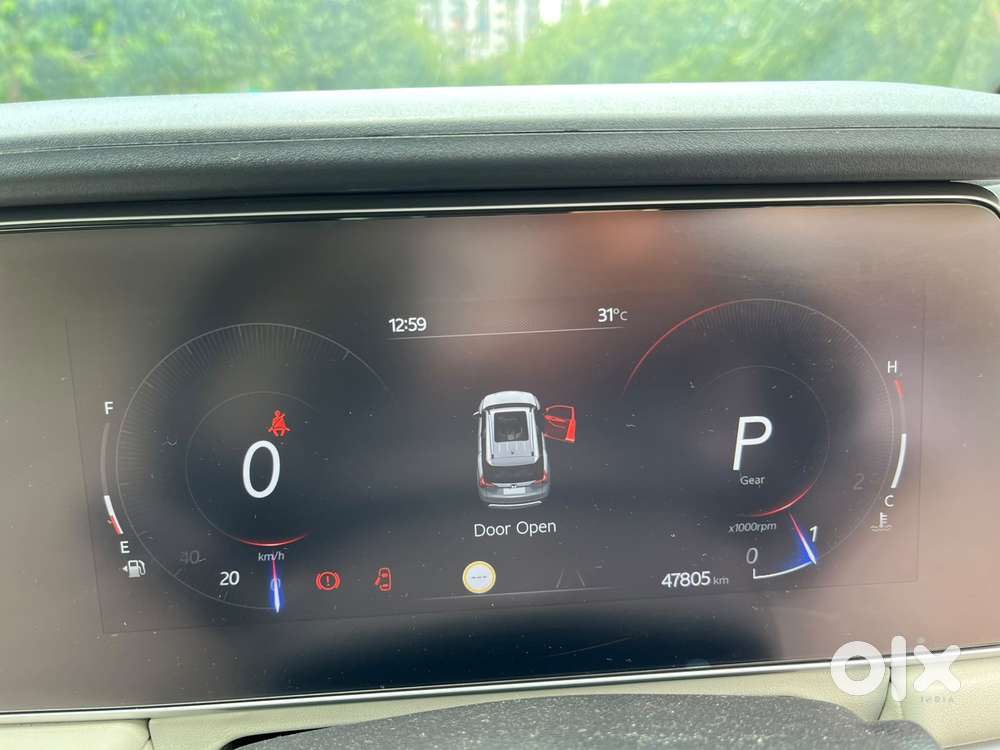 Mahindra Xuv700 2.0 Ax 7 Petrol At Luxury Pack Str, 2023, Petrol