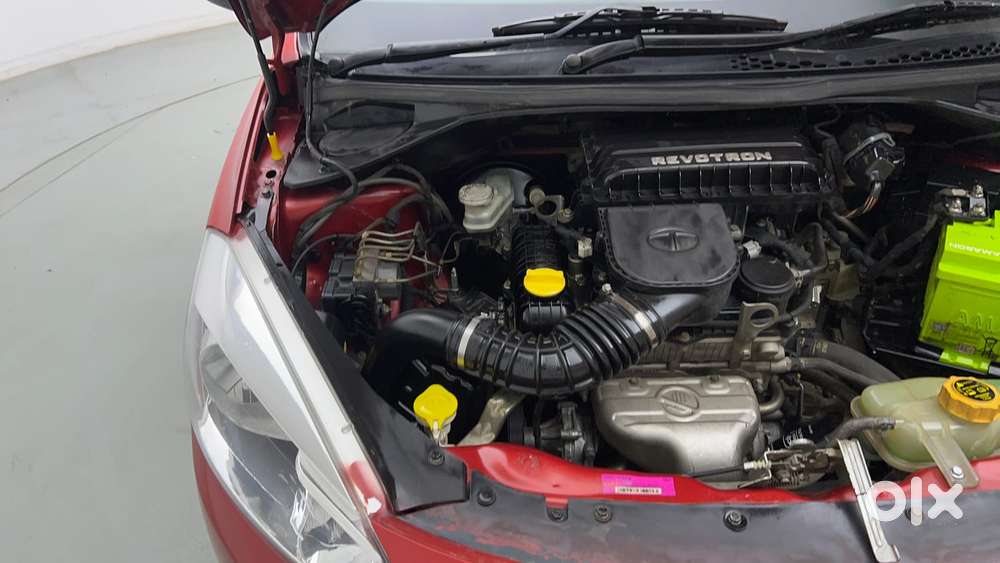 Tata Tiago Xza, 2017, Petrol