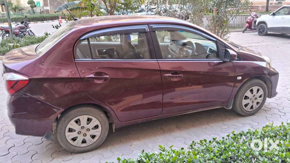 Honda Amaze 2017 Petrol Good Condition