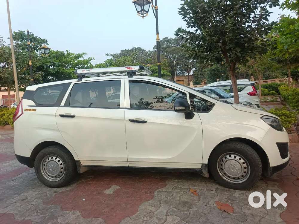 Mahendra Marazoo Very Good &jenune Showroom ట్రాక్ Vehicle