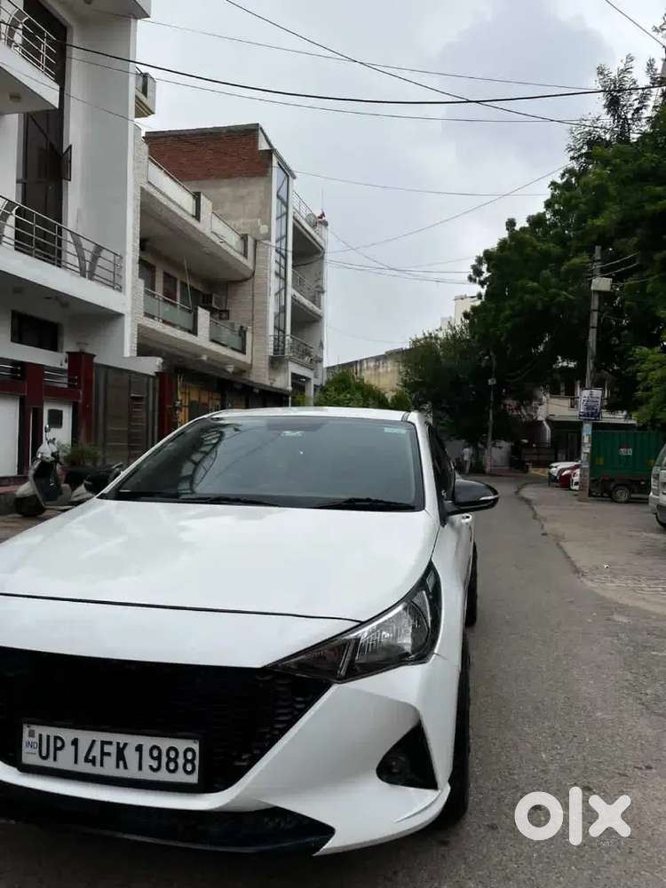 Hyundai Verna 2023 Petrol 69000 Km Driven