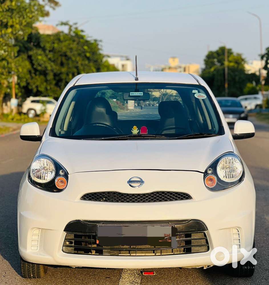 Nissan Micra Cvt Xv, 2015, Petrol