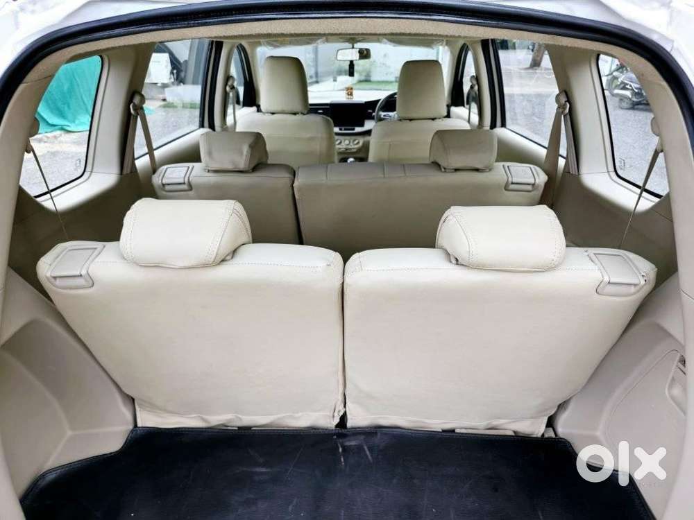 Maruti Suzuki Ertiga 1.5 Vxi, 2021, Petrol