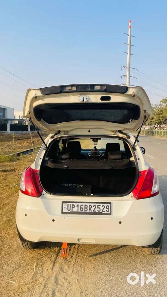 Well Maintained Maruti Suzuki Swift 2017 Petrol 87000 Km Driven