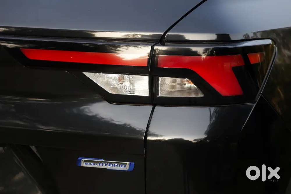 2025 Brezza Vxi Auto