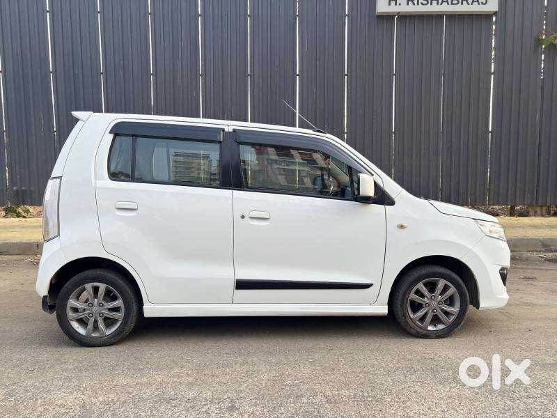 Maruti Suzuki Wagon R Stingray 1.0 Vxi Plus, 2017, Petrol