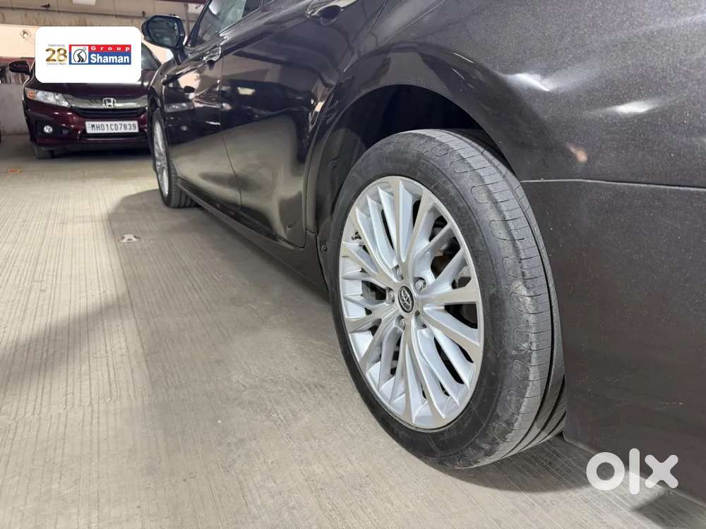 Toyota Camry Hybrid, 2019, Petrol