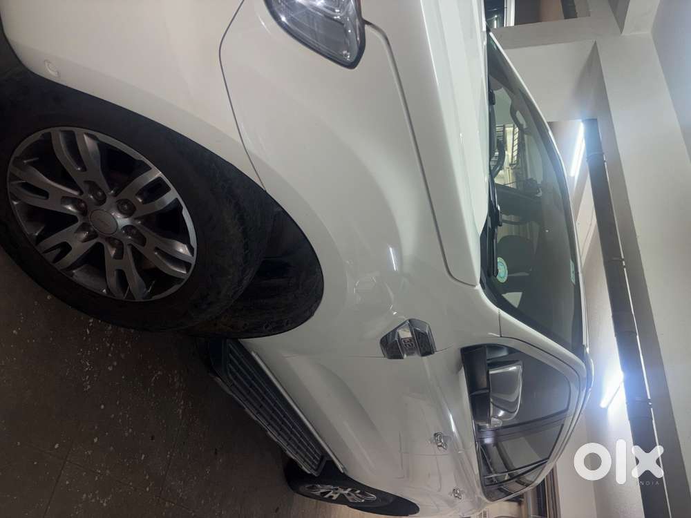 Mint Condition Dr Driven Ford Endeavour- Showroom Condition