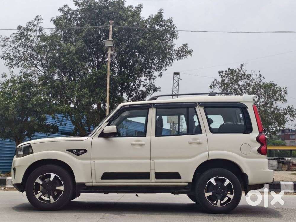 Mahindra Scorpio Classic 2.2 S Mt 7 Str, 2023, Diesel