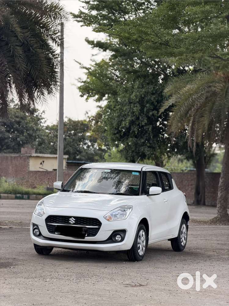 Maruti Suzuki Swift Vxi Optional, 2021, Petrol