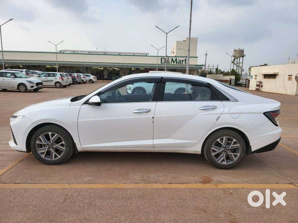 Hyundai Verna 1.5 Mpi Mt Sx (o), 2023, Petrol