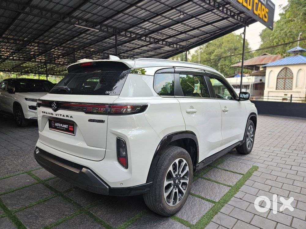 Maruti Suzuki Grand Vitara 1.5 Zeta Plus Intelligent Hybrid Ecvt, 20..