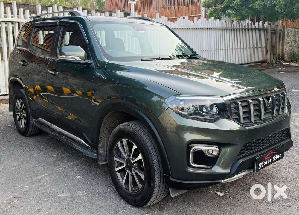 Mahindra Scorpio-n 2.0 Z8 Petrol Mt 7 Str, 2023, Petrol