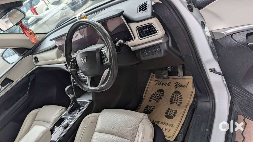 Mahindra Xuv700 2.2 Ax 7 Diesel At Luxury Pack Str, 2022, Diesel