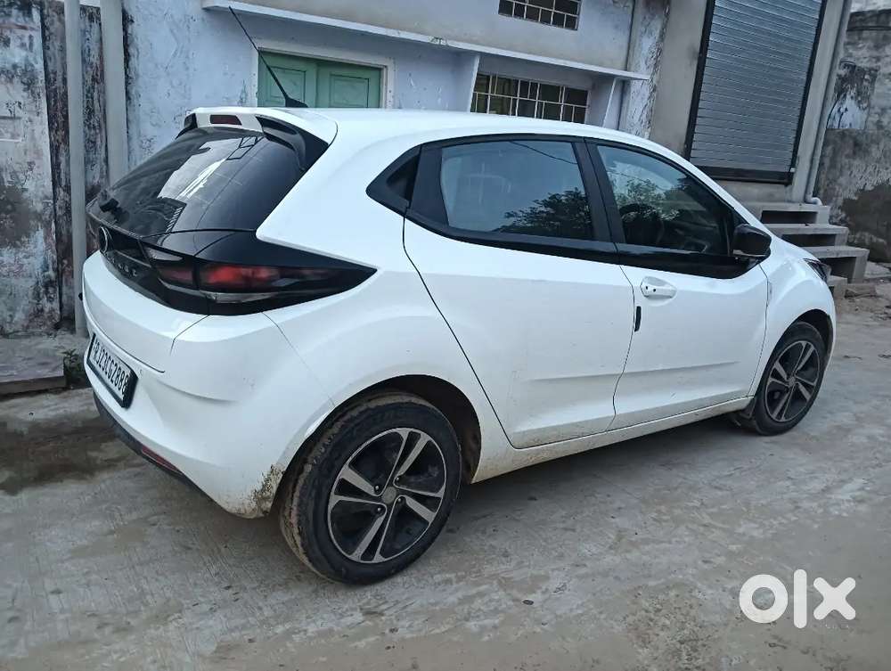 Tata Altroz Xz 2025