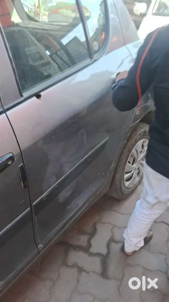 Maruti Suzuki Swift Vdi 2013 4 Tyer New H Ac Child No Any Extra Sound
