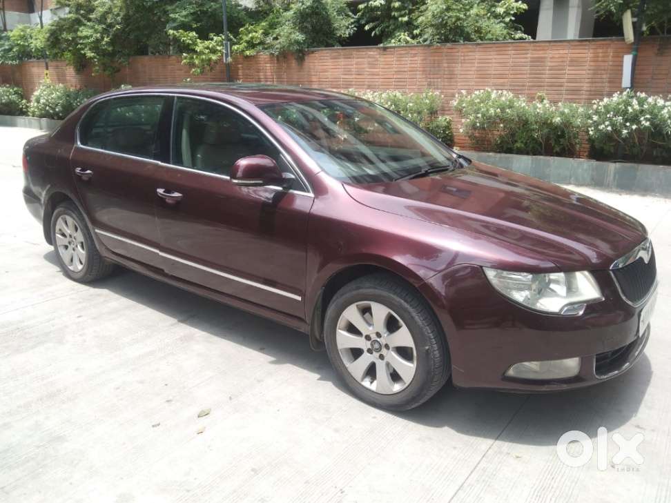 Skoda Superb Elegance Tdi 2.0 At, 2011, Diesel