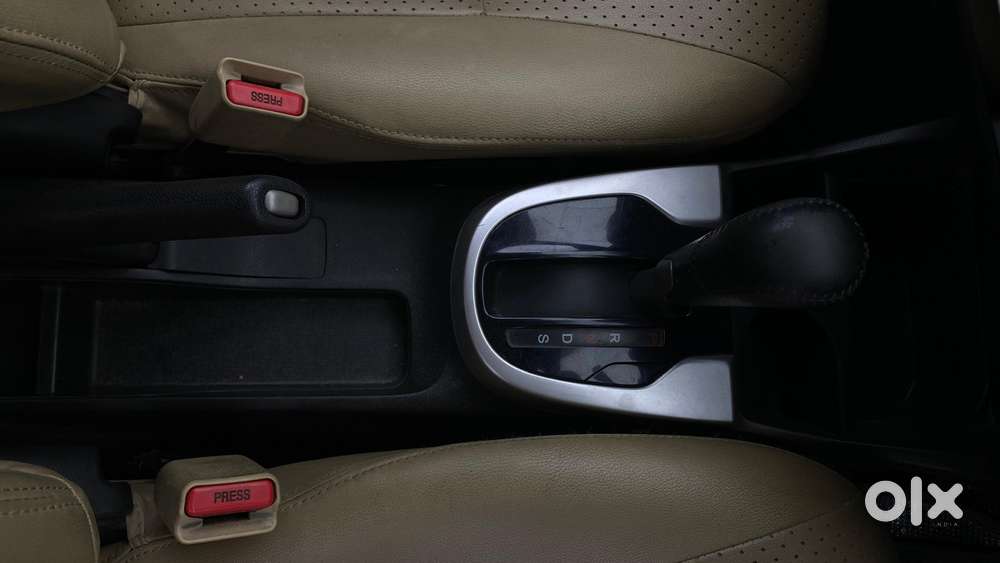 Honda Jazz 1.2 V At I Vtec, 2016, Petrol
