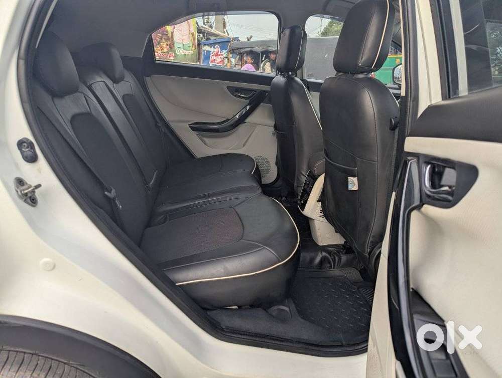 Tata Nexon 1.5 Revotorq Xz Plus (s), 2023, Diesel