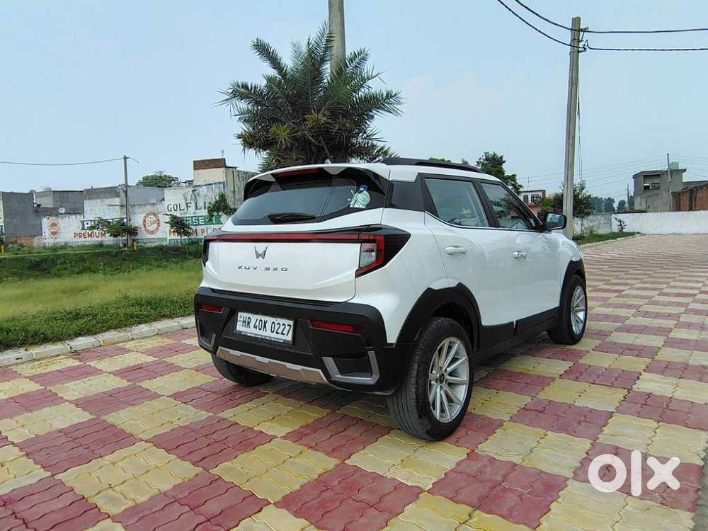 Mahindra Xuv 3xo Ax5 Ds Mt, 2024, Diesel