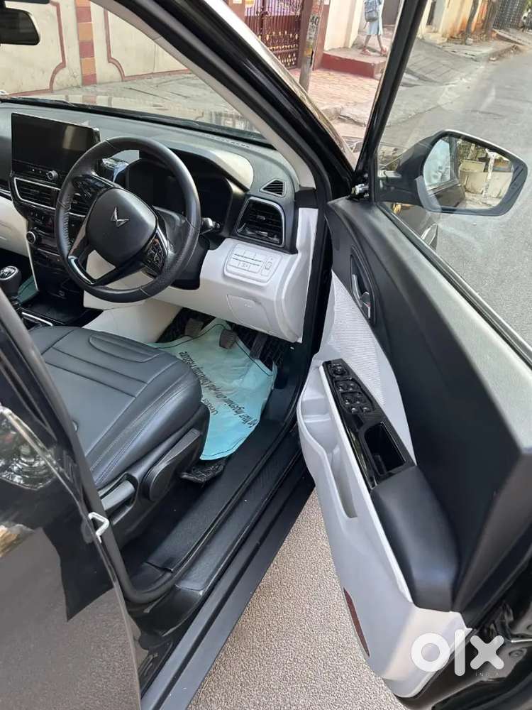 Mahindra Xuv 3xo Ax5 Diesel Model 2024 Fuel Diesel Telangana Hyderabad