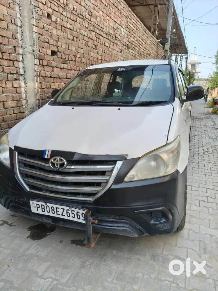 Toyota Innova G2 Diesel 2015