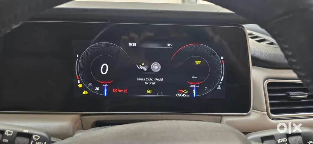 Mahindra Xuv700 Diesel Mt 2022