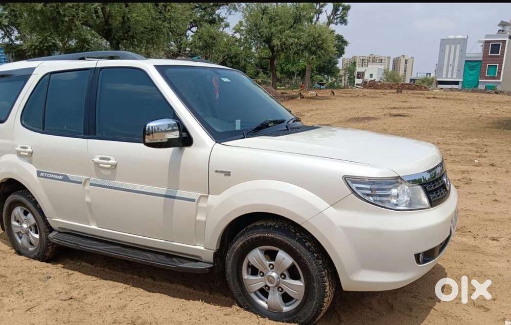 Tata Safari Storme Diesel 2016