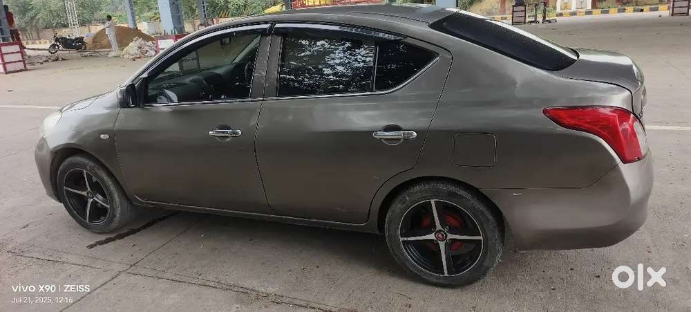 Nissan Sunny 2012 Petrol 85000 Km Driven